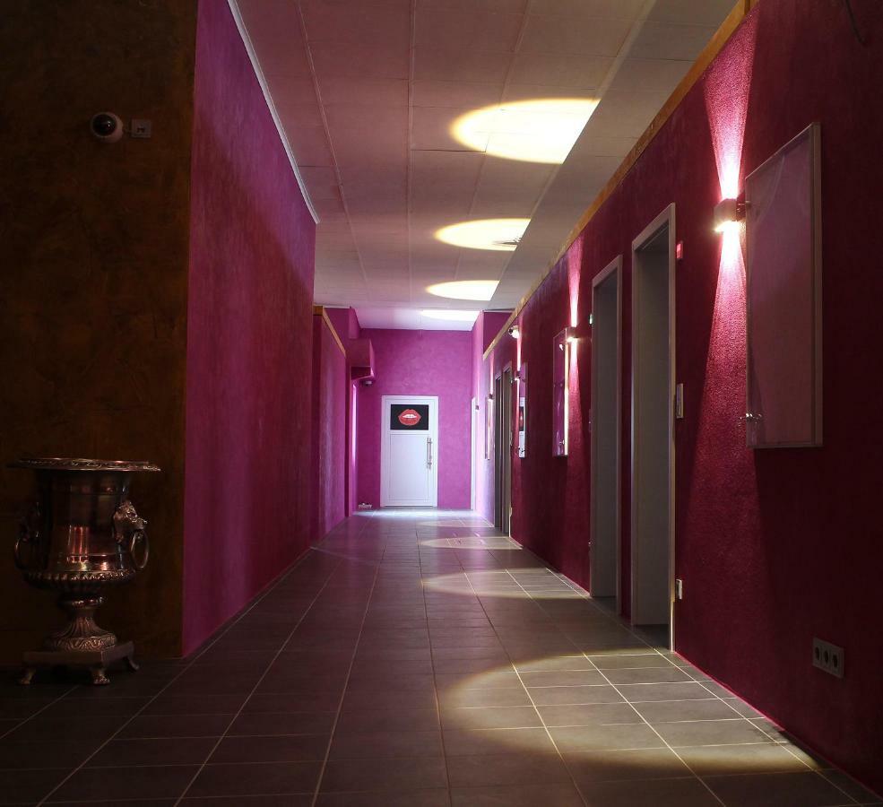 Lustra Stundenhotel - Adults Only Landshut Exterior foto